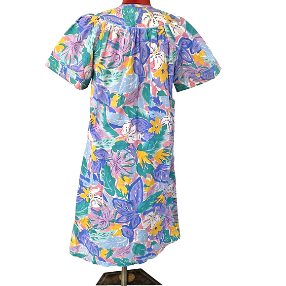 VTG MuMu Movie Star house dress knee length cotton blend multi floral snaps sz M - Picture 5 of 9